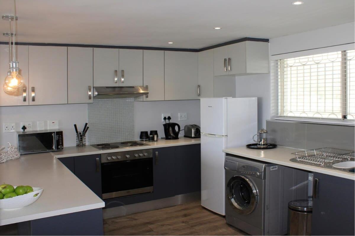 Sunrise Penthouse Apartman Muizenberg Kültér fotó